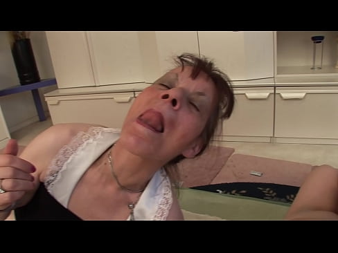 ❤️ Két nagymama és egy nagypapa hármasban Anal videó at hu.dreamlandpassionjourney.ru ❤